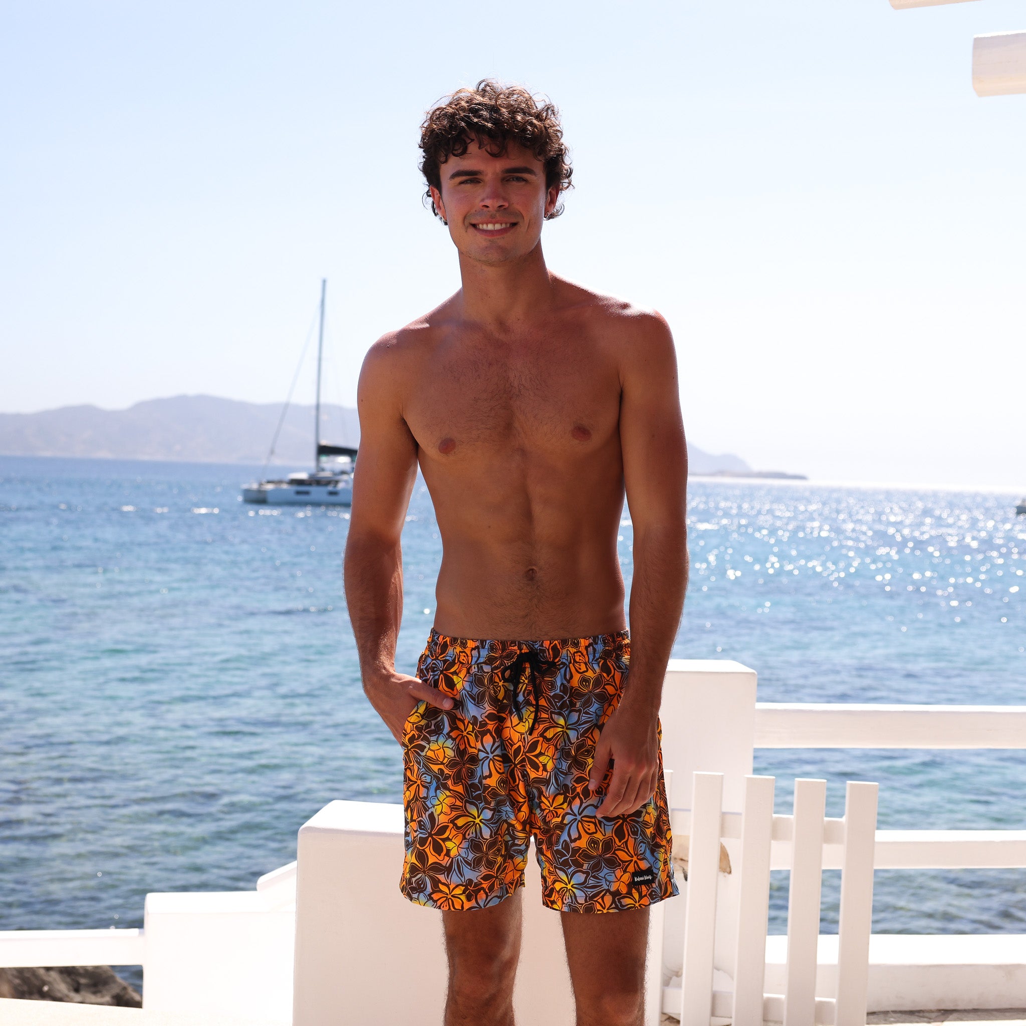 Alternative view of Men's Swim Trunks - Frangipani Fizz