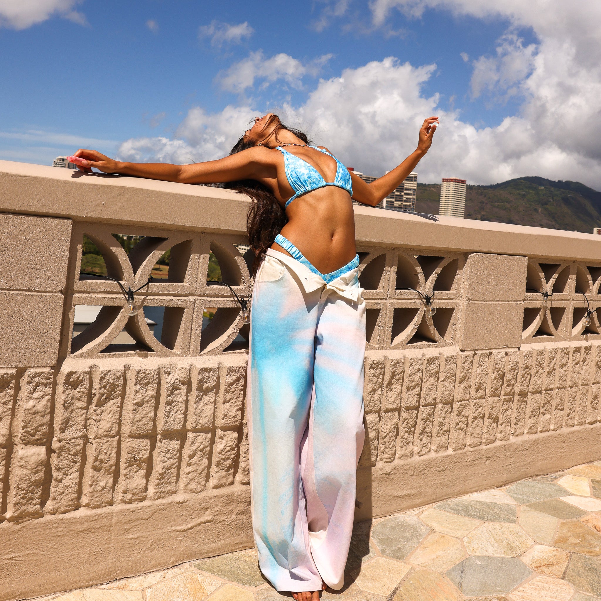 Alternative view of Straight Leg Printed Jean - Salt Breeze