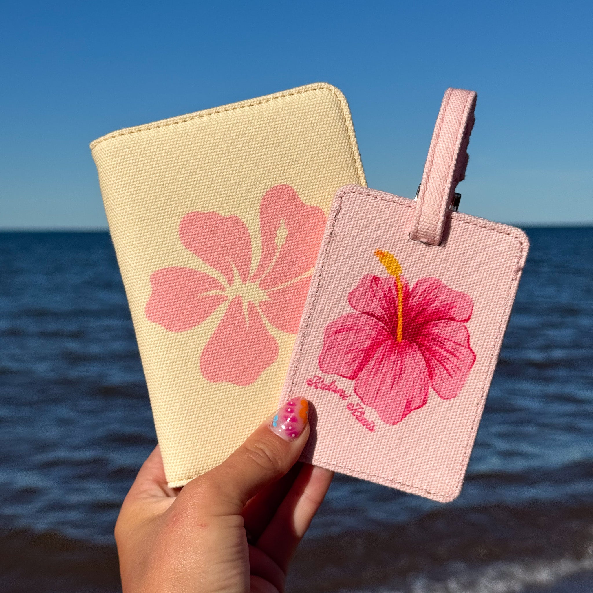 Alternative view of Travel Set - Hibiscus Horizon
